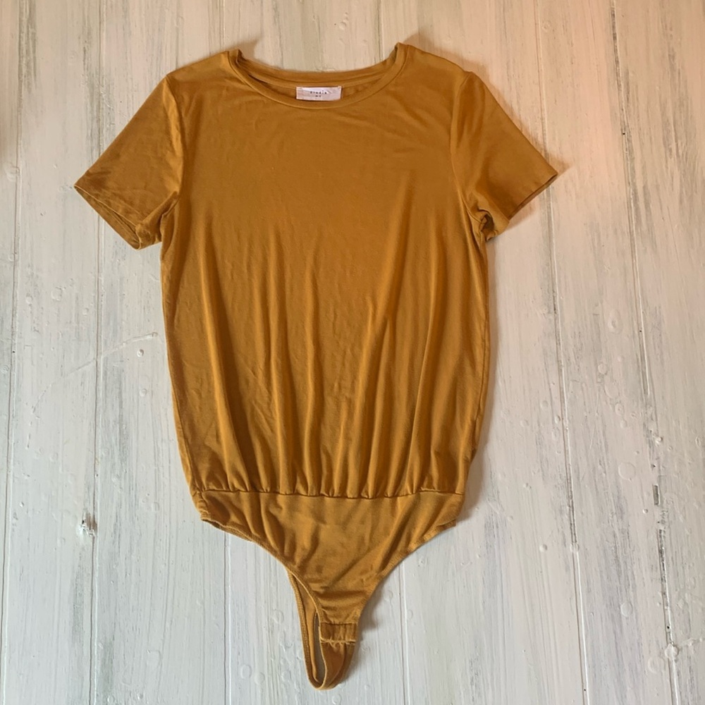 💚5 for $25 Anthropologie Elodie Bodysuit